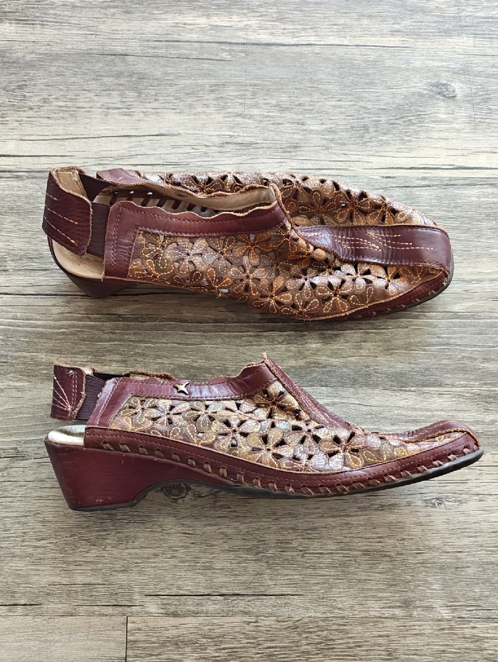 Pikolinos Slip On Floral Leather Shoes. Size 38